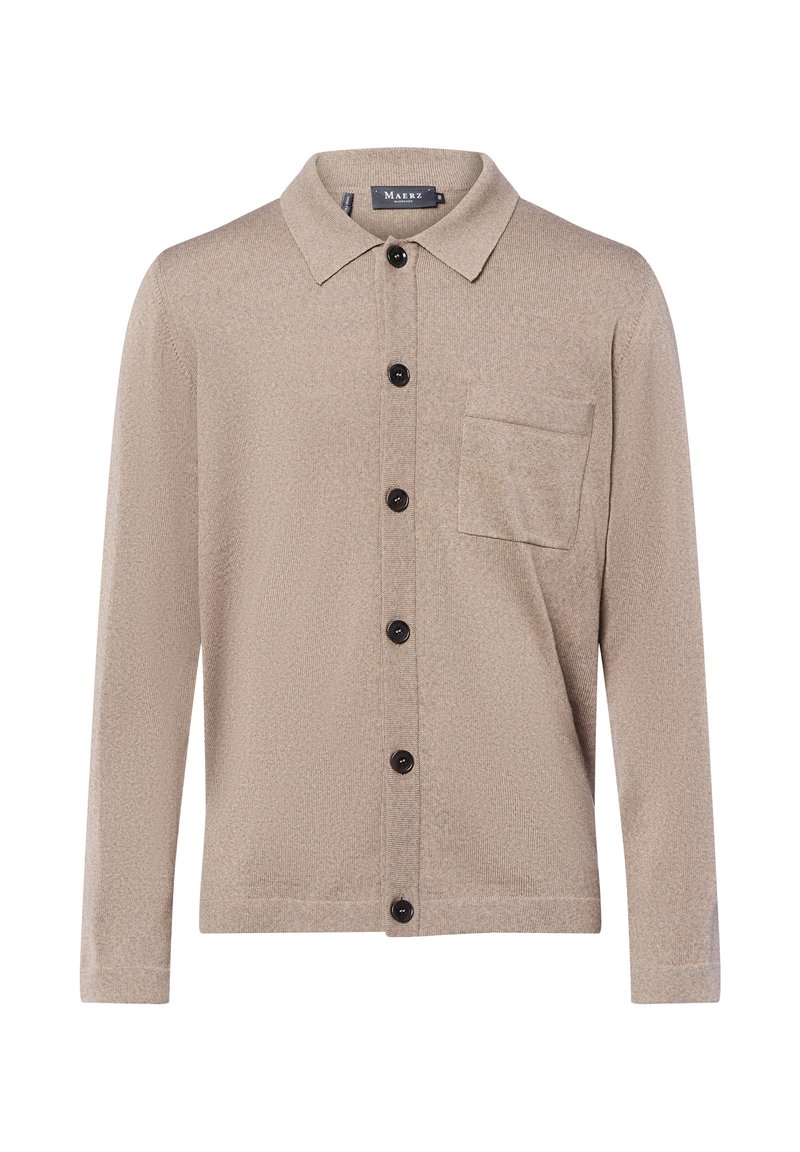 Beige långärmad cardigan med krage, svarta knappar fram och en bröstficka på vänster sida.