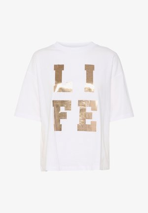 Vit bomulls T-shirt med överdimensionerad guldfolie med texten "LIFE". Korta ärmar, rund halsringning, avslappnad passform och mjuk textur.