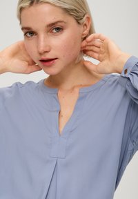 QS MIT AUSSCHNITT - Tunika