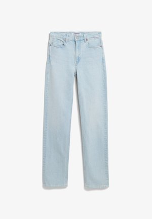 Lichtblauwe spijkerbroek met rechte pijpen, vijf zakken en een subtiele verouderde structuur. Sluiting met metalen knoop en ritssluiting.