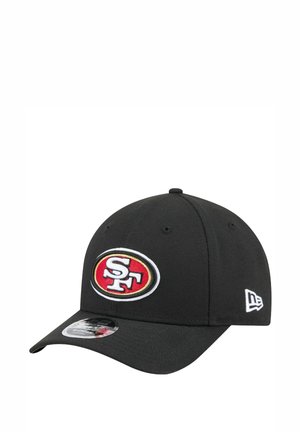 Schwarze Baseballmütze aus Baumwollmischung mit einem gestickten rot-weißen San Francisco 49ers-Logo auf der Vorderseite und einem gebogenen Schirm.