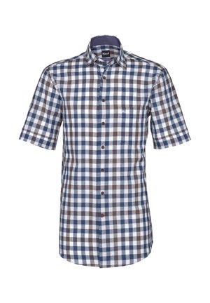 Kurzärmeliges Hemd mit Knopfleiste, blau-braun-weiß kariertem Muster und kleiner Brusttasche auf weißem Hintergrund.