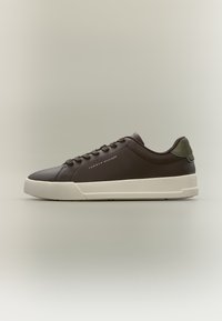 No seleccionado, cocoa/platinum olive