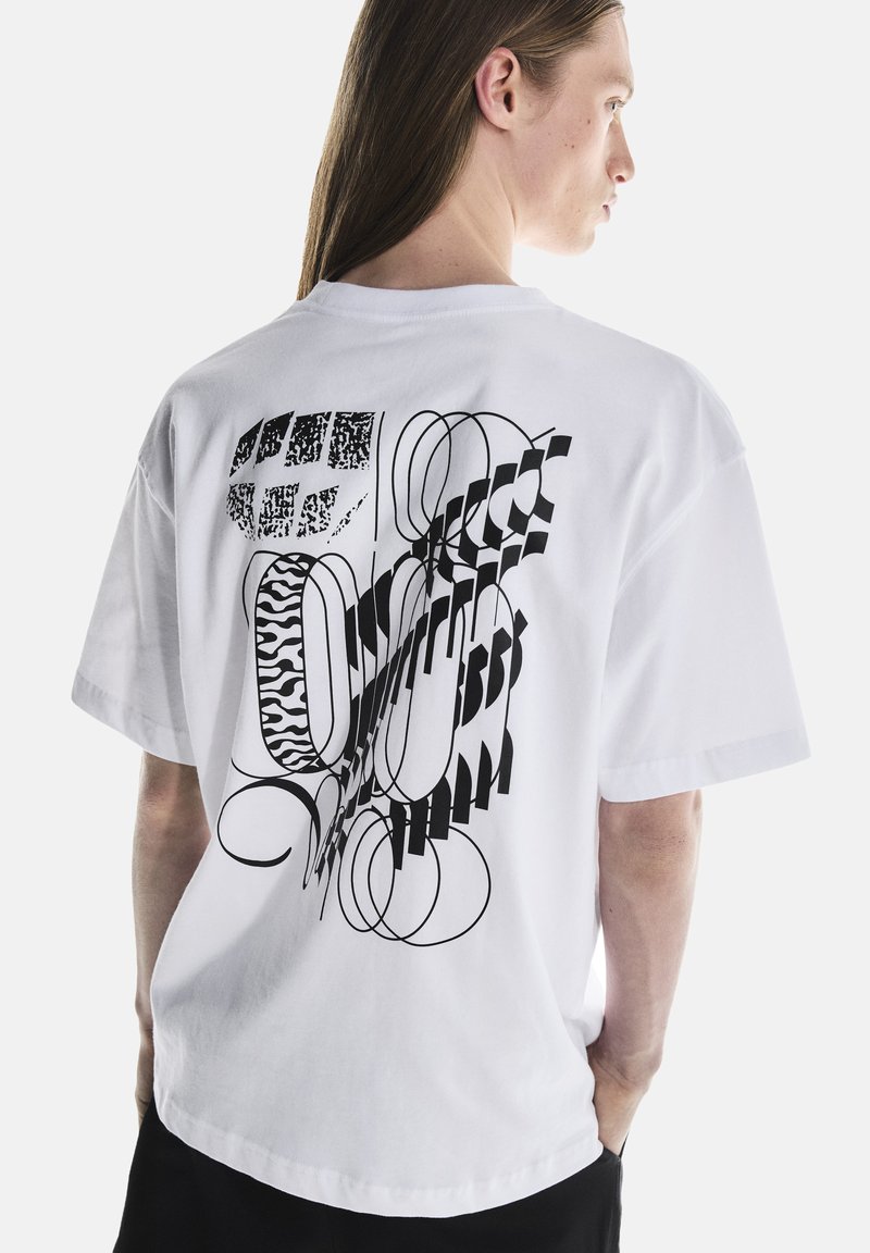 On - CLUB GRAPHIC - Print T-shirt - white   black, Enlarge