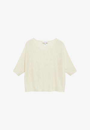 Locker sitzender cremefarbener Strickpullover mit dreiviertel Ärmeln und rundem Ausschnitt, gefertigt aus leichtem strukturiertem Stoff.