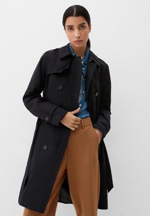 DOTÉ D’UNE CEINTURE À NOUER - Trenchcoat - schwarz