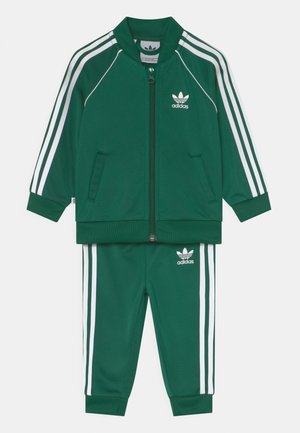 Adidas Barnskor, barnkläder & accessoarer online | ZALANDO