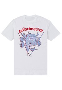 Hvid bomulds T-shirt med et grafisk design af en ko med blå og røde striber, samt teksten "La Vache qui rit" i fed rød skrifttype.