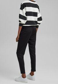 edc by Esprit Broek - black