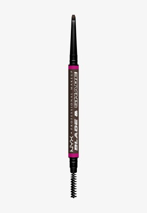 BLADE & SHADE EYEBROW PENCIL - Eyebrow pencil - auburn