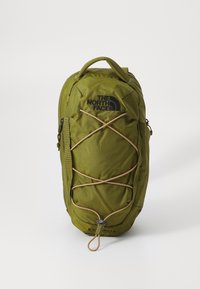 Não selecionado, forest olive