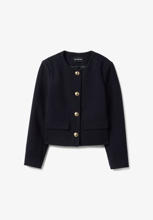Zwarte cropped jas met ronde halslijn, lange mouwen, vier gouden knopen aan de voorkant en twee voorzakken met klep.