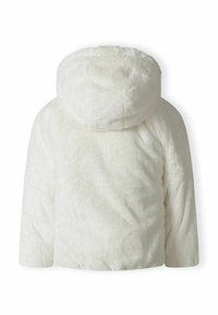 Veste blanche à capuche duveteuse avec des manches longues, vue de dos sur un fond blanc uni.