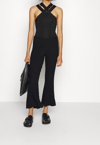 By Malene Birger Kalhoty - black