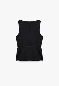 Musta hihaton peplum-toppi, jossa on tiukka vartalo-osa, takana vetoketjusuljenta ja kaksi sivutaskua. Valmistettu sileästä kankaasta, jossa on minimaalinen yksityiskohtaisuus.