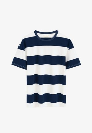 T-shirt en coton rayé bleu marine et blanc avec des manches courtes, un col rond et un motif de vagues horizontales sur le tissu.