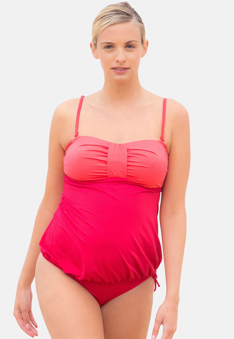 Rode twee-delige zwemkleding met een geraffineerde top met verstelbare bandjes en een trekkoordonderdeel. Glad stof met een aansluitend ontwerp.