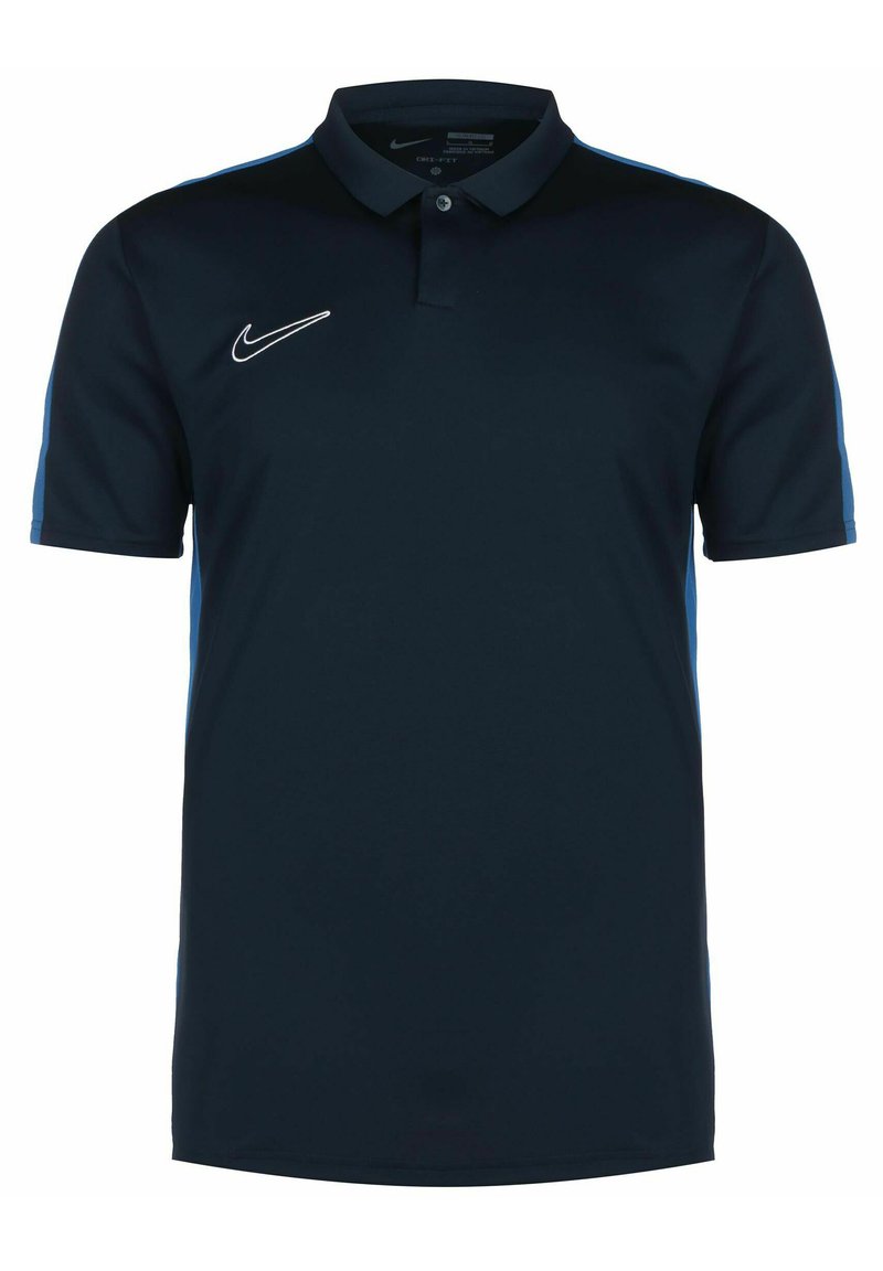 Marineblauwe Nike polo met korte mouwen, een kraag en lichtblauwe accenten aan de zijkanten. Bevat een witte swoosh-logo op de borst.