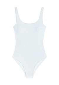 Ljust blå baddräkt i ett stycke med ett subtilt skaldjursmönster, med tunna axelband och rundad halsringning, tillverkad av slät, stretchig tyg.