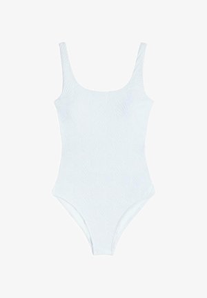 Lyseblå heldragt badealm with a diskret muslingeskal mønster, der har tynde stropper og en scoop halsudskæring, lavet af glat, strækbart stof.