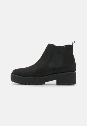 Winter boots - black