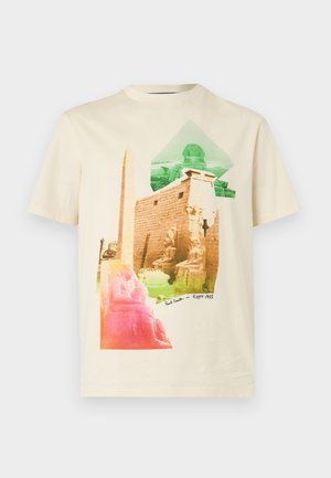 - T-shirt z nadrukiem