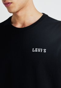 Levi's® GRAPHIC - Μπλούζα με μακριά μανίκια - black/white