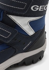 Geox HIMALAYA BOY ABX - Botas para la nieve - navy/lime