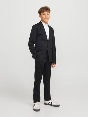 Jack & Jones Junior JJEJAXON SET - Uzvalks - black