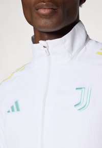 adidas Performance JUVE - Verryttelytakki - white