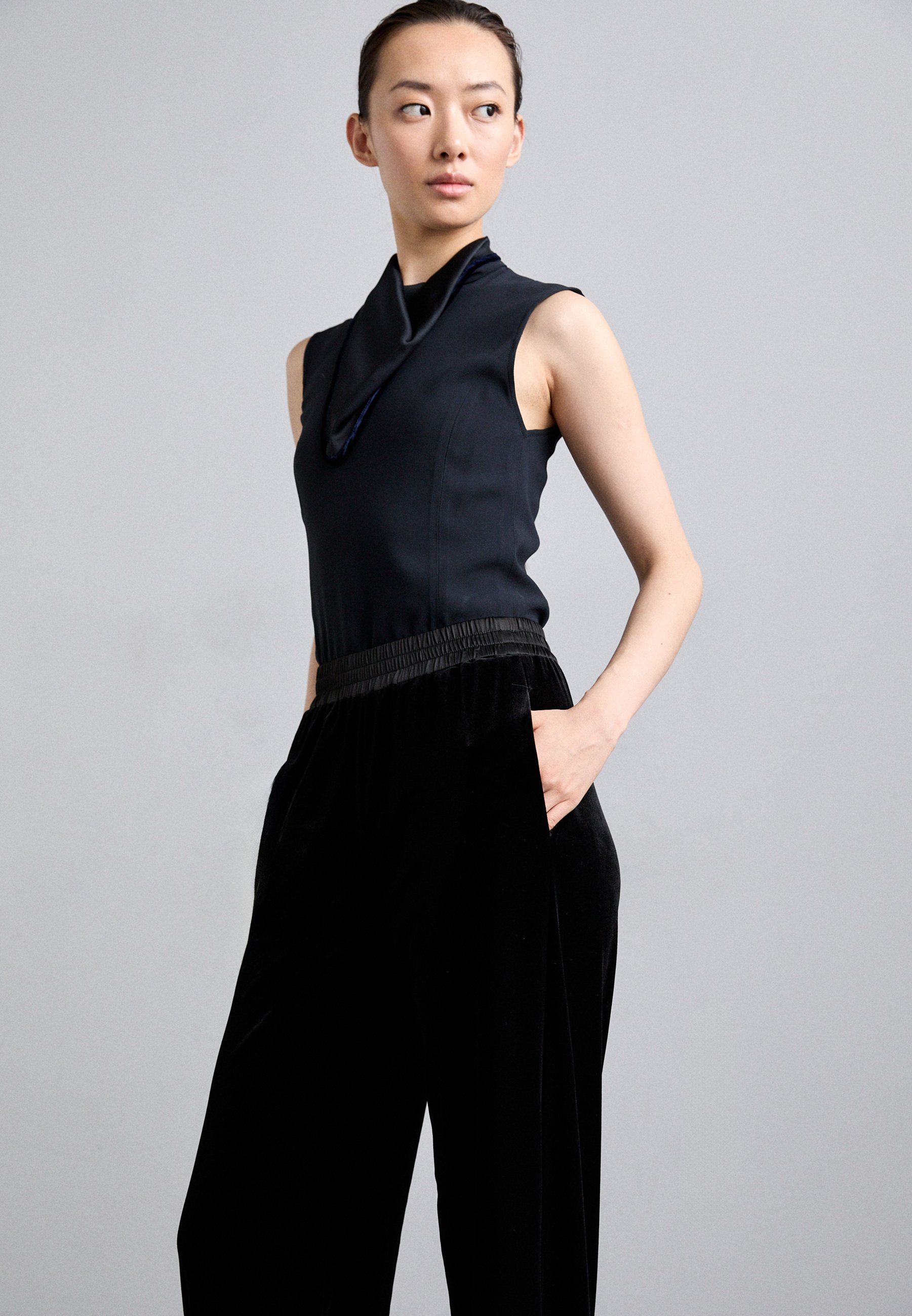 Emporio Armani PANTALONI - Trousers - nero/black - Zalando.co.uk