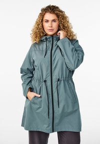 Zizzi FLASH MIT KAPUZE - Veste imperméable - balsam green