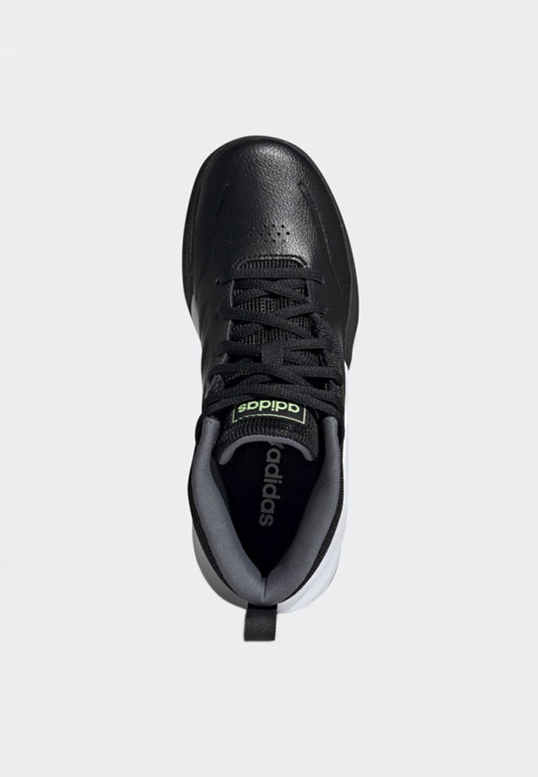 own the game wide shoes