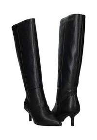 Zwarte leren laarzen tot aan de knieën met spitse neuzen, taps toelopend ontwerp en slanke hakken. Gladde textuur met minimale details op het oppervlak.