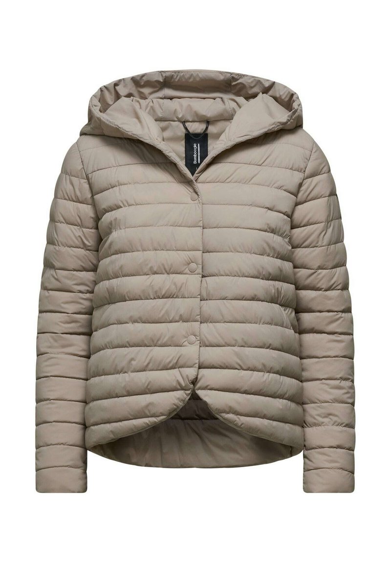 Giacca puffer imbottita beige con cappuccio, chiusura a scatto e cuciture orizzontali. Presenta una morbida texture e una lunghezza cropped.