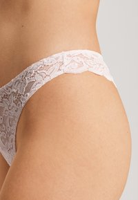 Hanro MOMENTS - String - honeydew