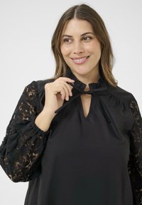 Kaffe Curve MYNTHIA   - Blouse - black deep