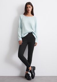 Marc O'Polo DENIM RAGLAN SLEEVES - Long sleeved top - dawn sky