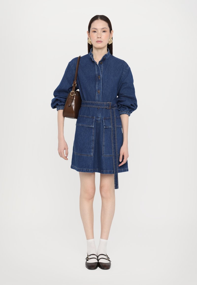max mara weekend denim dress Weekend - Time to chill. A denim shirt dress and canvas espadrillas  effortlessly style out moments of serenity. Discover the Spring Summer  Collection https://bit.ly/34aOixD