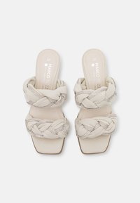 Marco Tozzi BY GUIDO MARIA KRETSCHMER - Heeled mules - cream comb