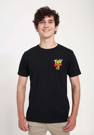 - T-shirt z nadrukiem