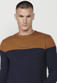 Koroshi Pulóver - ocre ochre