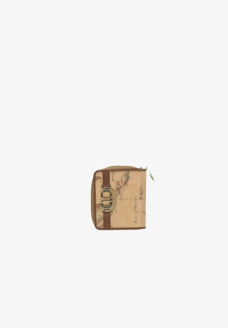 Portafoglio zip marrone e beige con stampa della mappa, dotato di una tracolla in pelle e dettagli metallici. Forma rettangolare con superficie testurizzata.