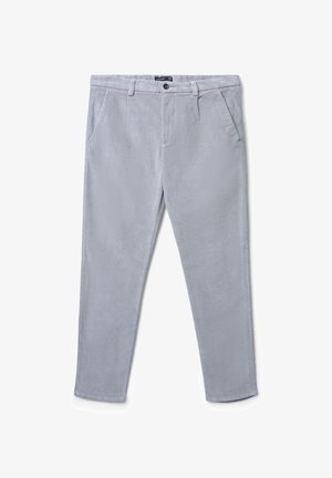 Helle graue Corduroy-Hosen mit geradem Schnitt, die über seitliche Taschen, einen vorderen Knopfverschluss und eine strukturierte Stoffoberfläche verfügen.