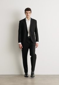 HUGO KRIS TEAGAN - Anzug - black