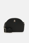 MONOTYPE HALF MOON - Borsa a tracolla - black