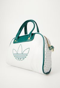 adidas Originals MINI BOWLING - Mala de mão - off white/collegiate green