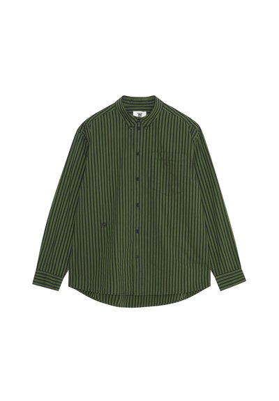 Long-sleeve shirt in dark green and navy vertical stripes, featuring a buttoned collar, pocket on the left chest, and a curved hemline.