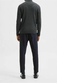 Selected Homme Svetr - mottled dark grey
