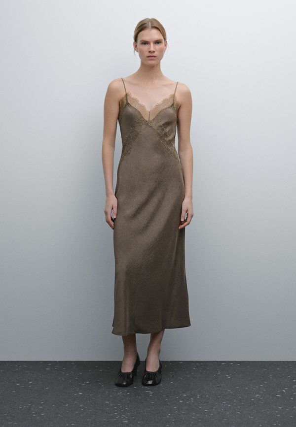 Day dress - BEIGE